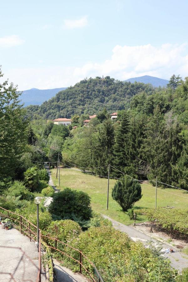 Natura Tra Bosco E Lago Castelveccana Exterior foto