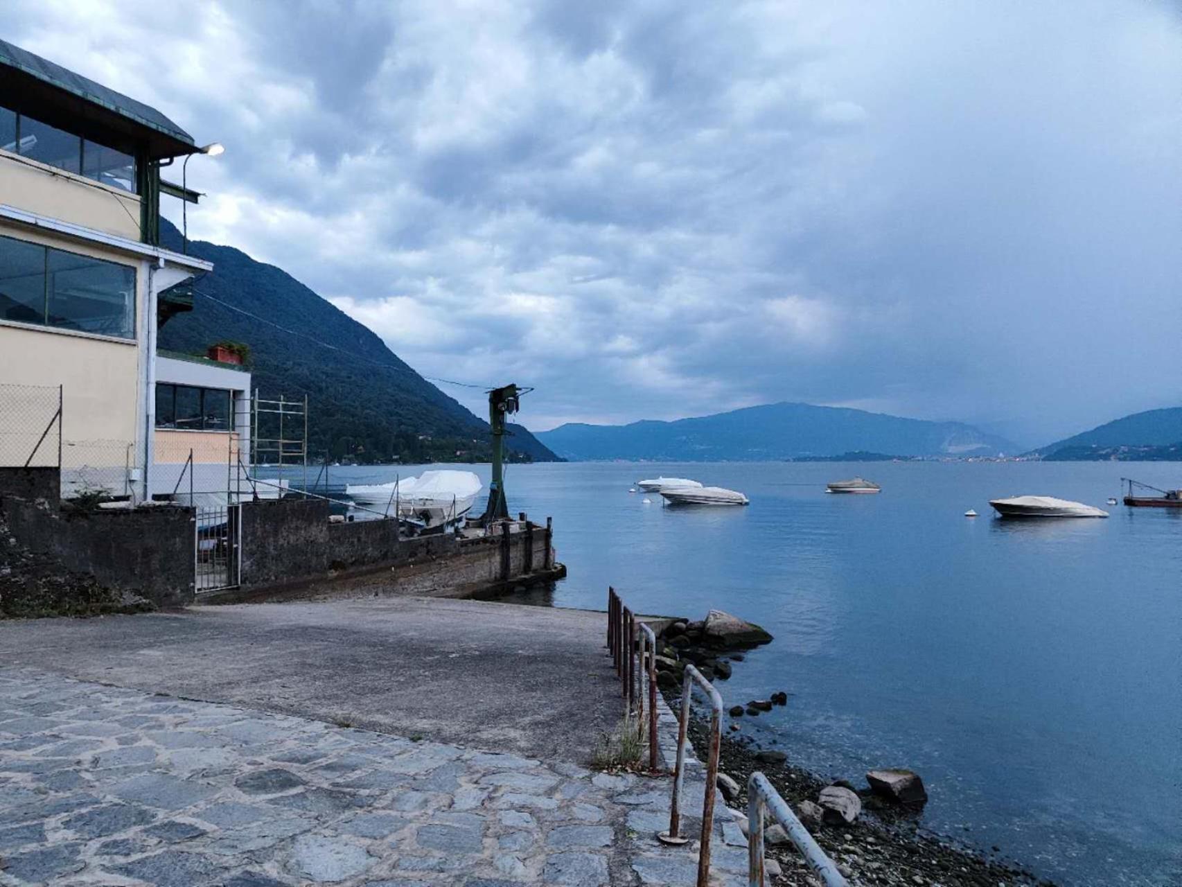 Natura Tra Bosco E Lago Castelveccana Exterior foto