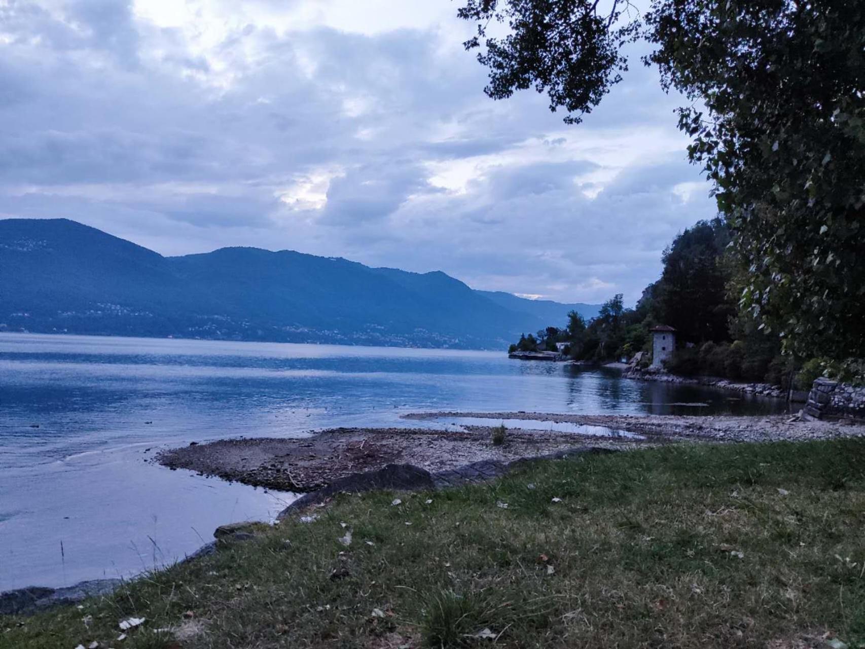 Natura Tra Bosco E Lago Castelveccana Exterior foto
